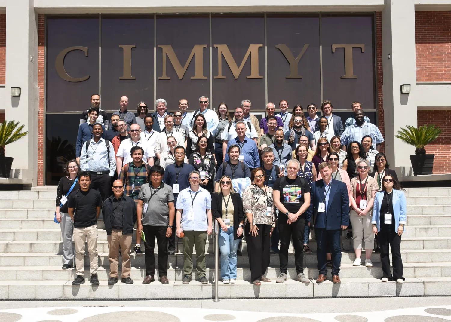 Dozens of Dataverse community members